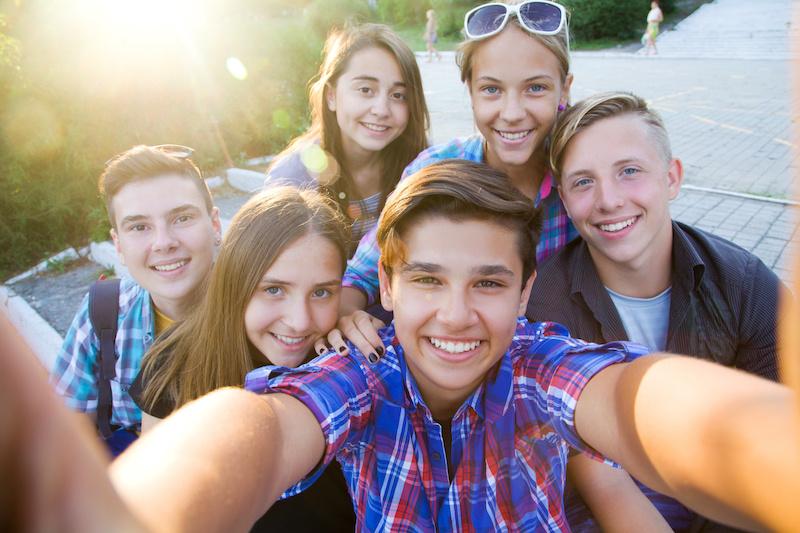 What do top educators recommend children do with their Summer holidays?